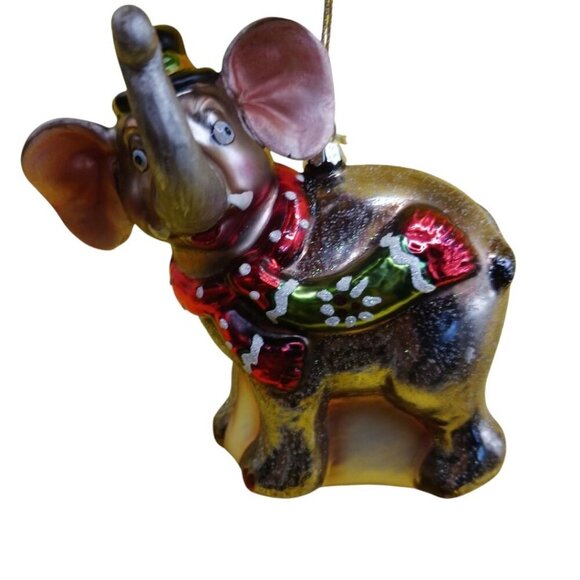 Elephant glass christmas ornament with top hat & scarf - Picture 1 of 7